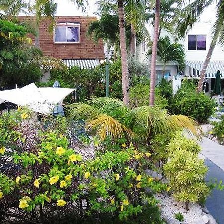 נסאו Bay View Suites Paradise Island מראה חיצוני תמונה