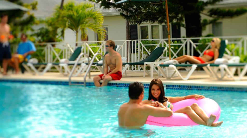 נסאו Bay View Suites Paradise Island מראה חיצוני תמונה