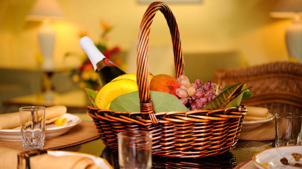 נסאו Bay View Suites Paradise Island מראה חיצוני תמונה