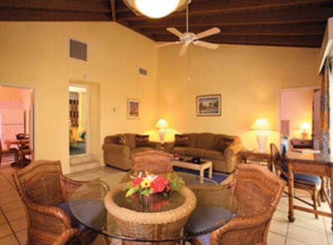 נסאו Bay View Suites Paradise Island מראה חיצוני תמונה
