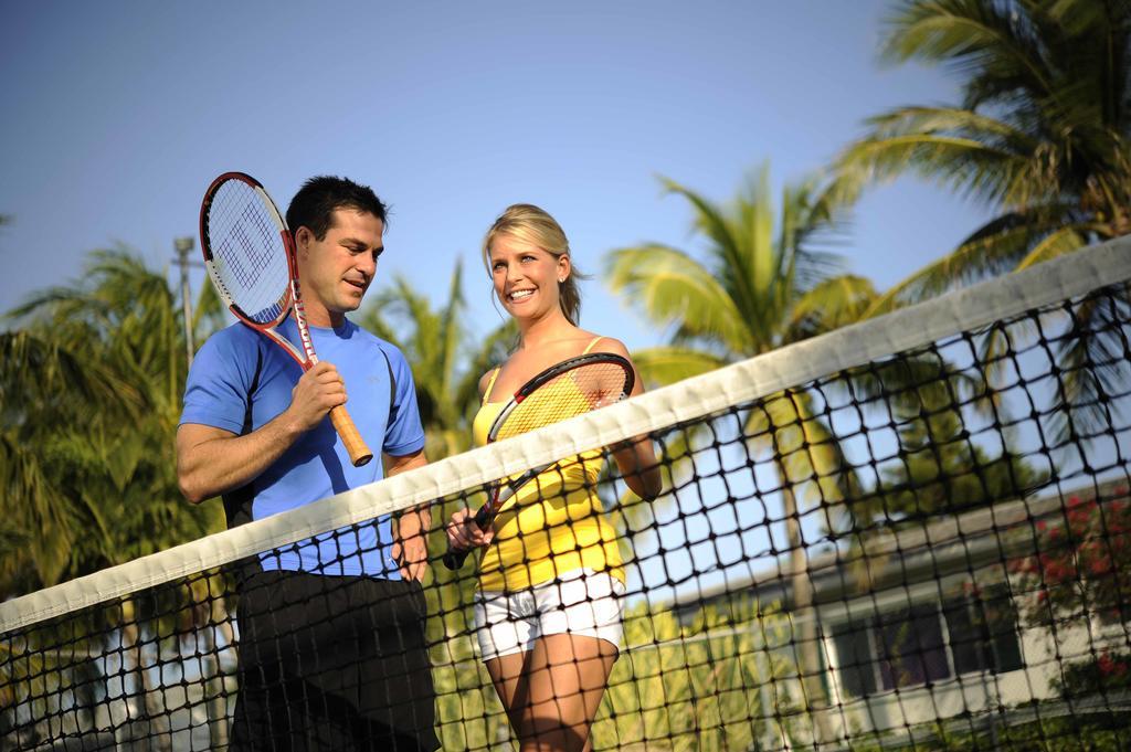 נסאו Bay View Suites Paradise Island מראה חיצוני תמונה