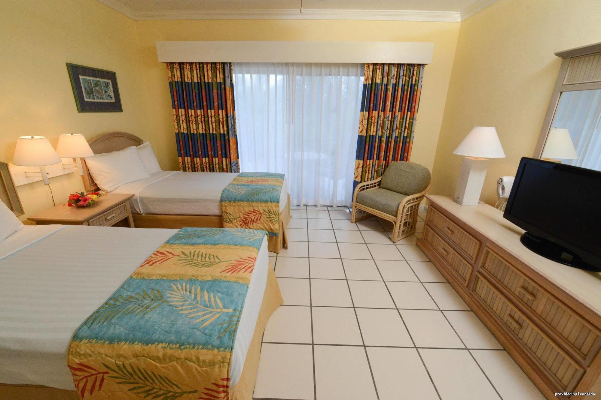 נסאו Bay View Suites Paradise Island מראה חיצוני תמונה